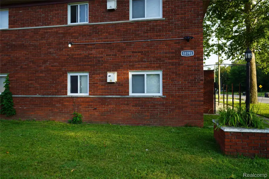 18741 Schoolcraft, Detroit, MI 48223 - #3