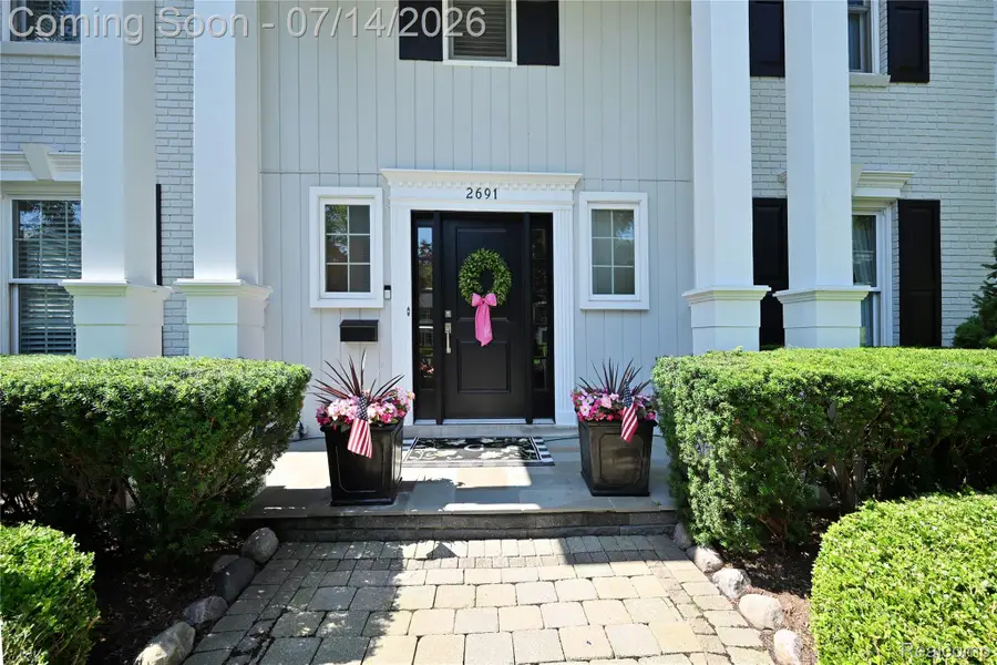2691 Bradway Boulevard, Bloomfield, MI 48301 - #2