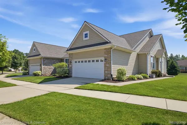 57283 Elk Run W, NewHudson, MI 48165