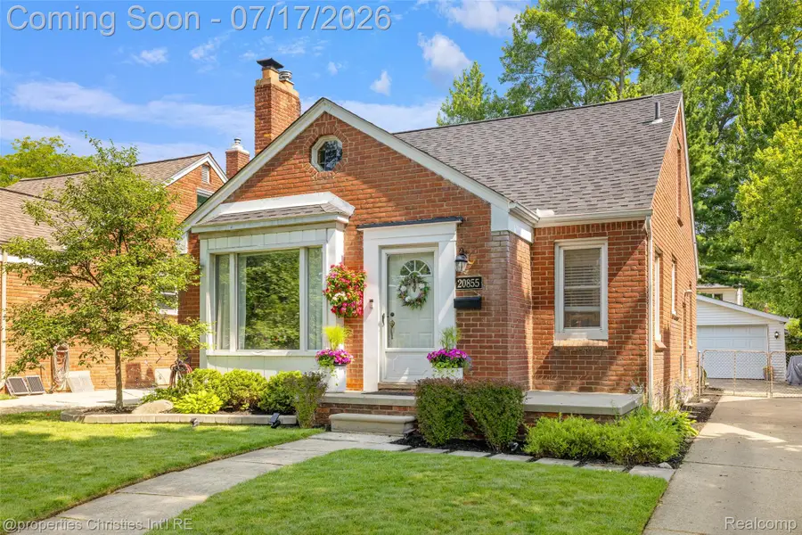 20855 Lochmoor Street, Harper Woods, MI 48225 - #2