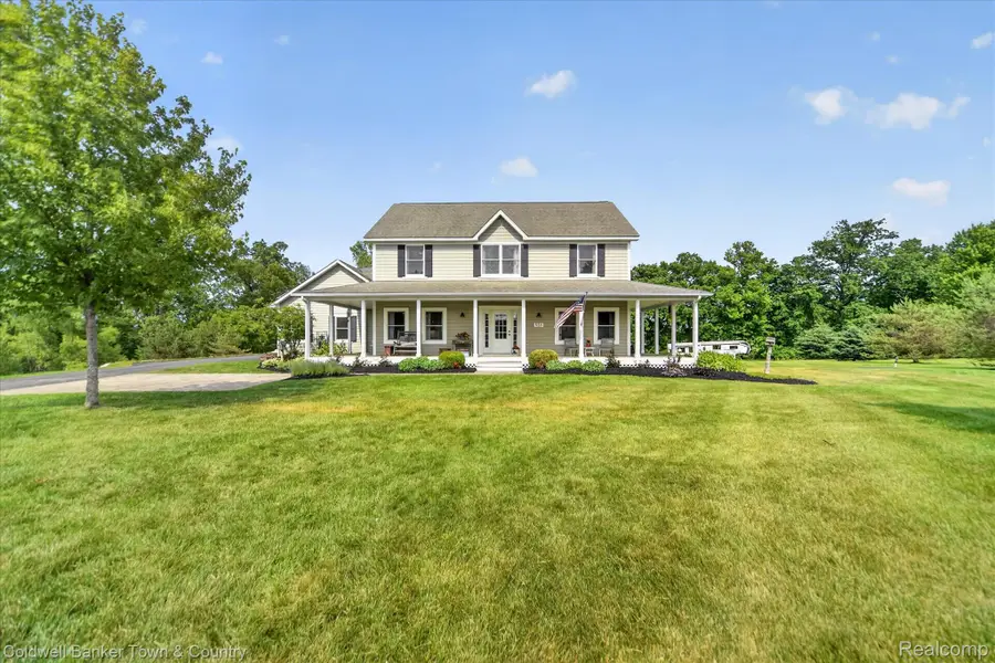 918 Gray Fox Court, Howell, MI 48843 - #2