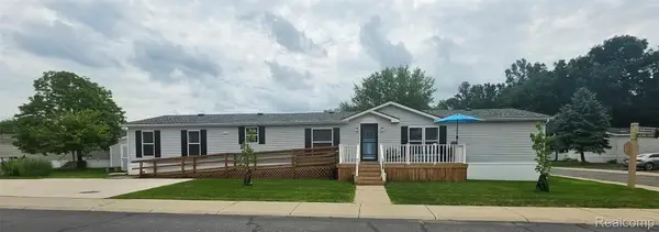 128 Chinkapin Rill, Fenton, MI 48430