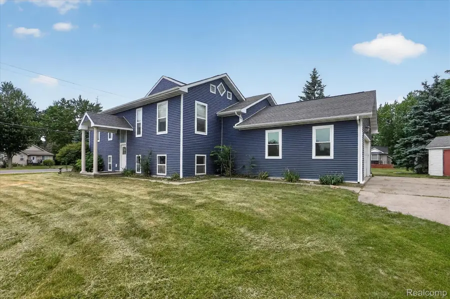 6524 Kelly Road, Flushing, MI 48433 - #2