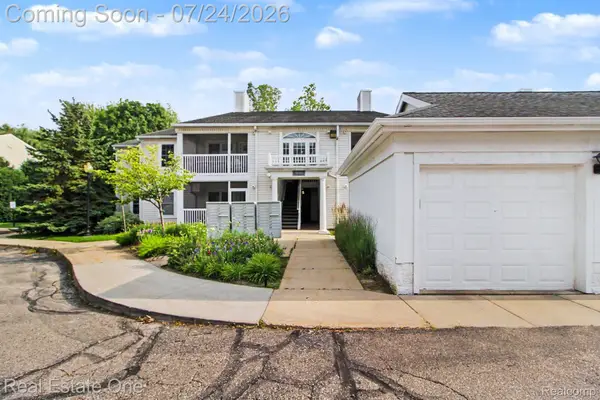 2271 S Main Street, AnnArbor, MI 48103