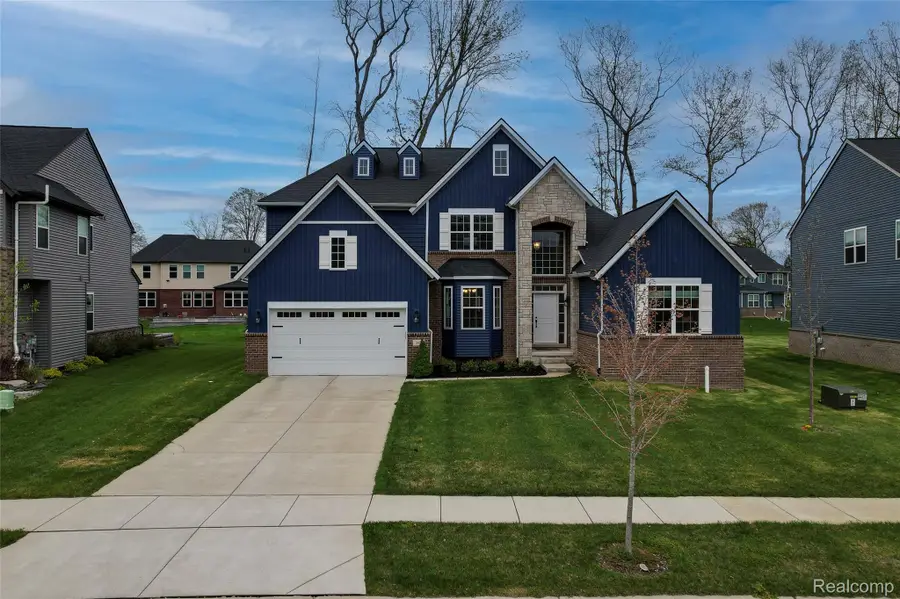 343 Amelia Circle, South Lyon, MI 48178 - #3