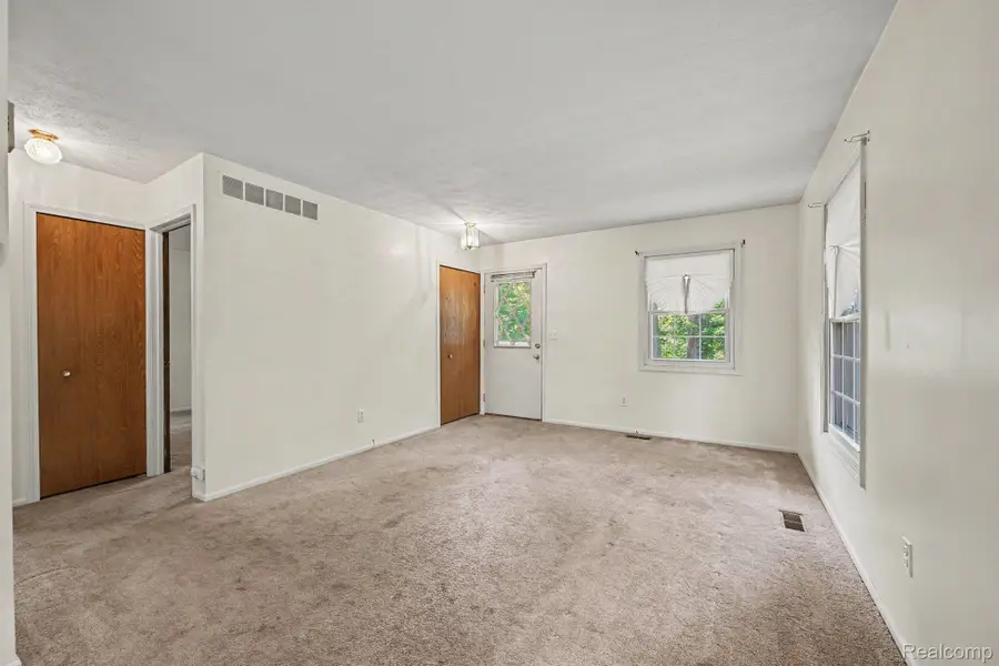 38211 Carolon Boulevard, Westland, MI 48185 - #3