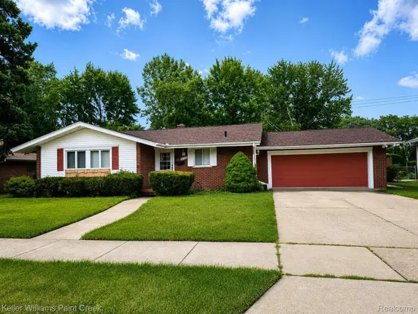 22914 Beaconsfield Avenue, Eastpointe, MI 48021