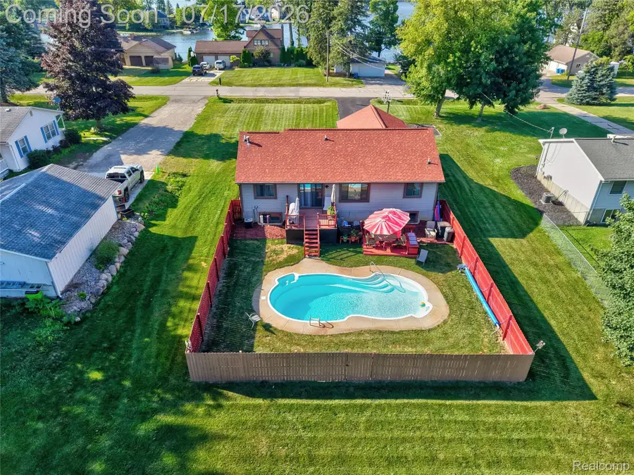 5035 Island View Drive, Linden, MI 48451 - #3