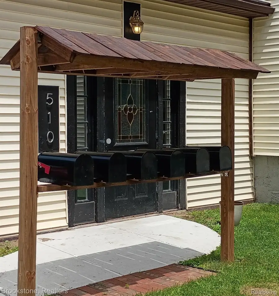 510 Pleasant Street #4, Charlotte, MI 48813 - #2