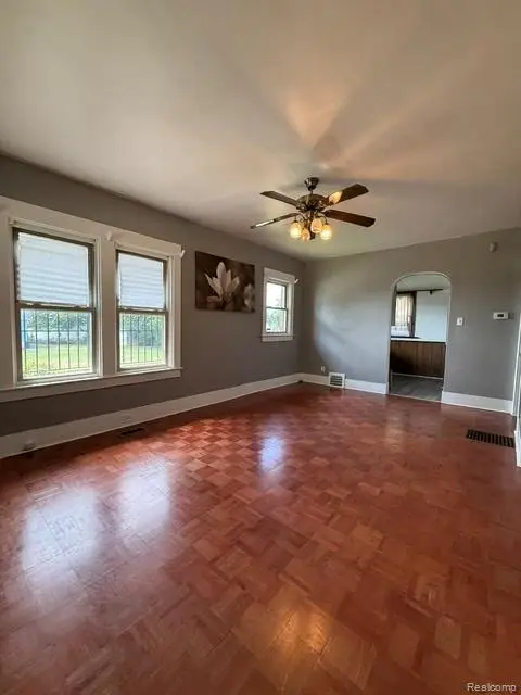 2830 Reynolds Street, Flint, MI 48503 - #3