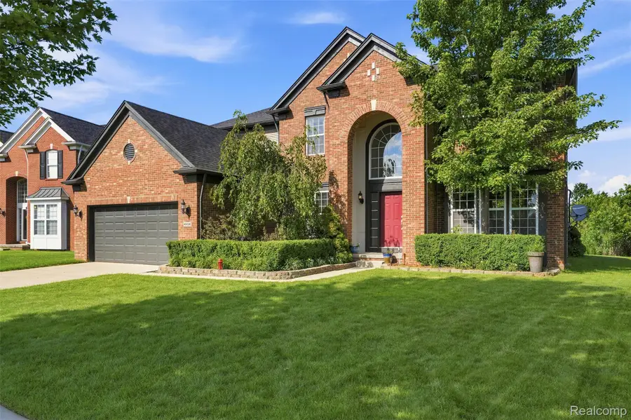 49894 Bloomsbury Lane, Macomb, MI 48044 - #2