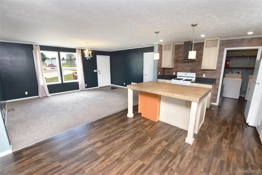 148 Pheasant Lane, Grand Blanc, MI 48439 - #3