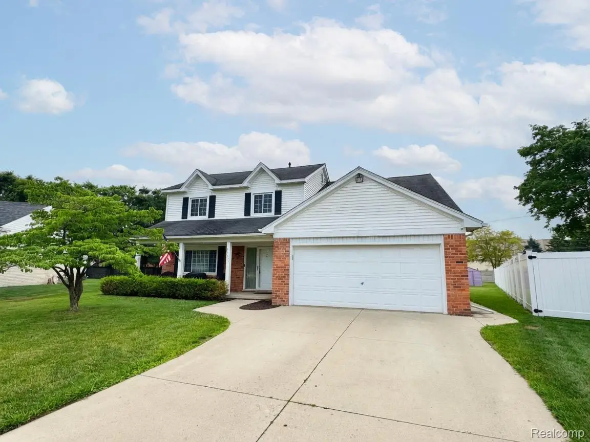 35601 Ashford Drive, Sterling Heights, MI 48312 - #1
