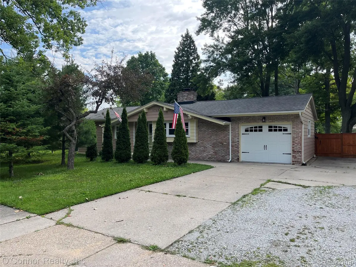 1725 Minnesota Avenue, Marysville, MI 48040 - #1