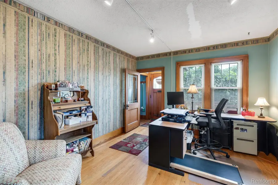 7830 Summers Street, Utica, MI 48317 - #3
