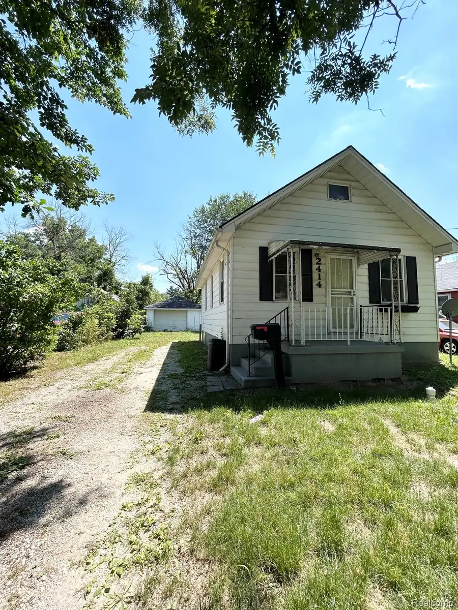 2414 Thom Street, Flint, MI 48506 - #2