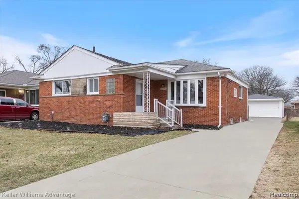 21741 Kenosha Street, OakPark, MI 48237