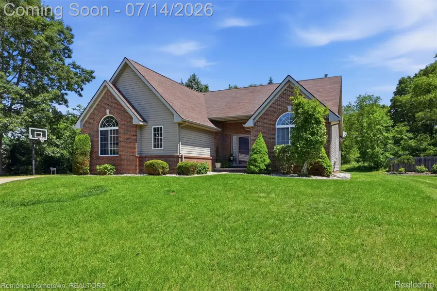 217 Crystal Court, Howell, MI 48843 - #3