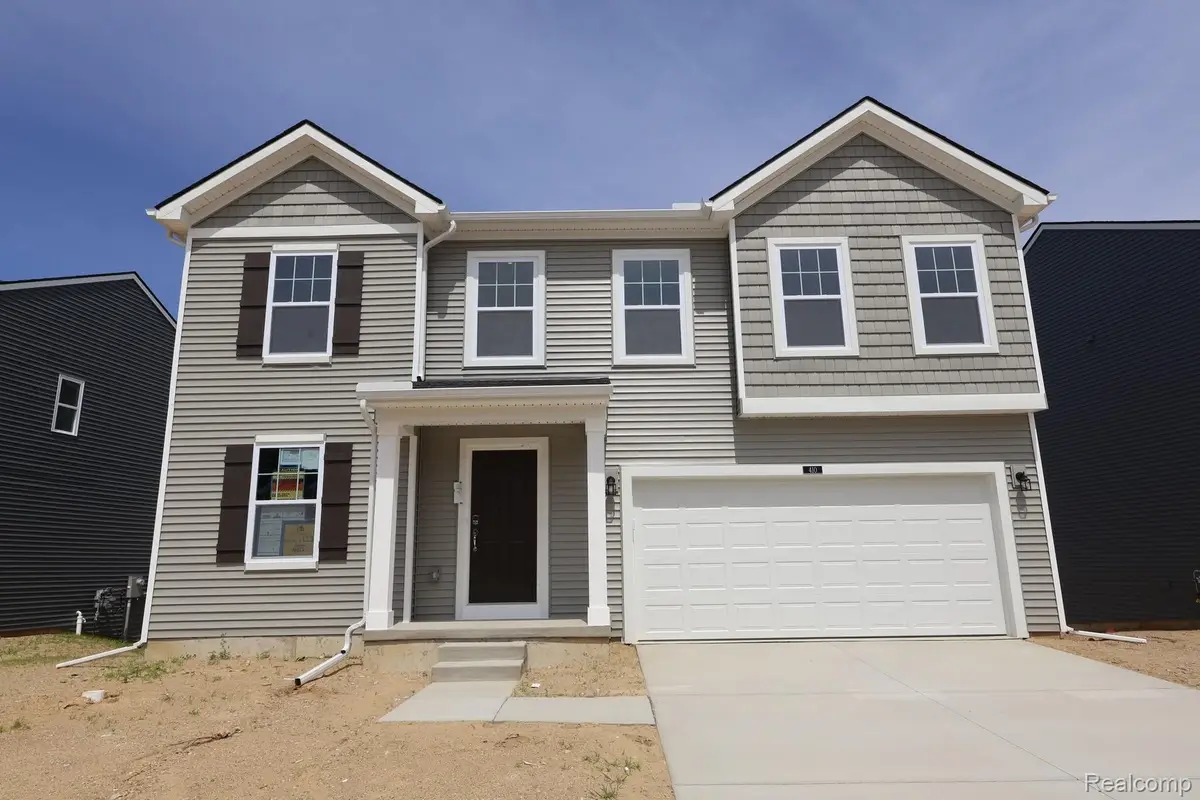 410 Hidden River W, Holly, MI 48442 - #1