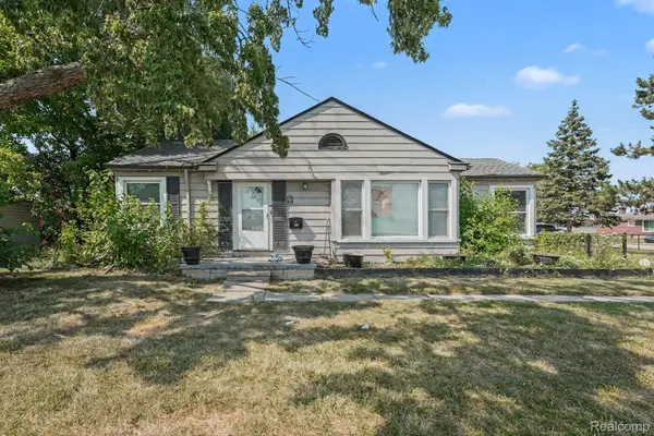 18553 E 10 Mile Road, Roseville, MI 48066