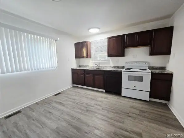 1292 Moulin Avenue, Madison Heights, MI 48071 - #3
