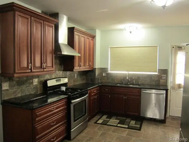 42039 Merrimac Circle, Clinton, MI 48038 - #2