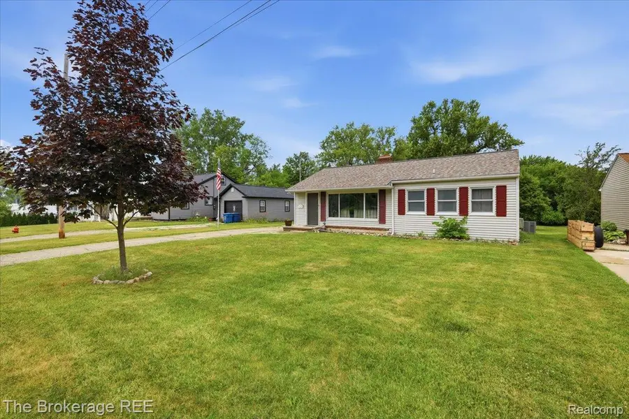315 E Hill Street, Davison, MI 48423 - #3