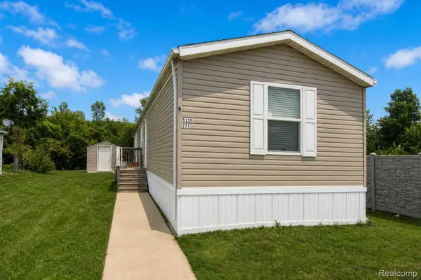 5135 East Annapolis Circle, Canton, MI 48188