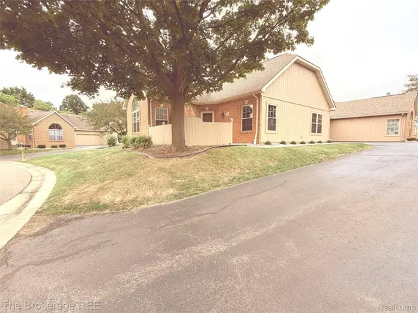 610 Perry Creek Drive, GrandBlanc, MI 48439