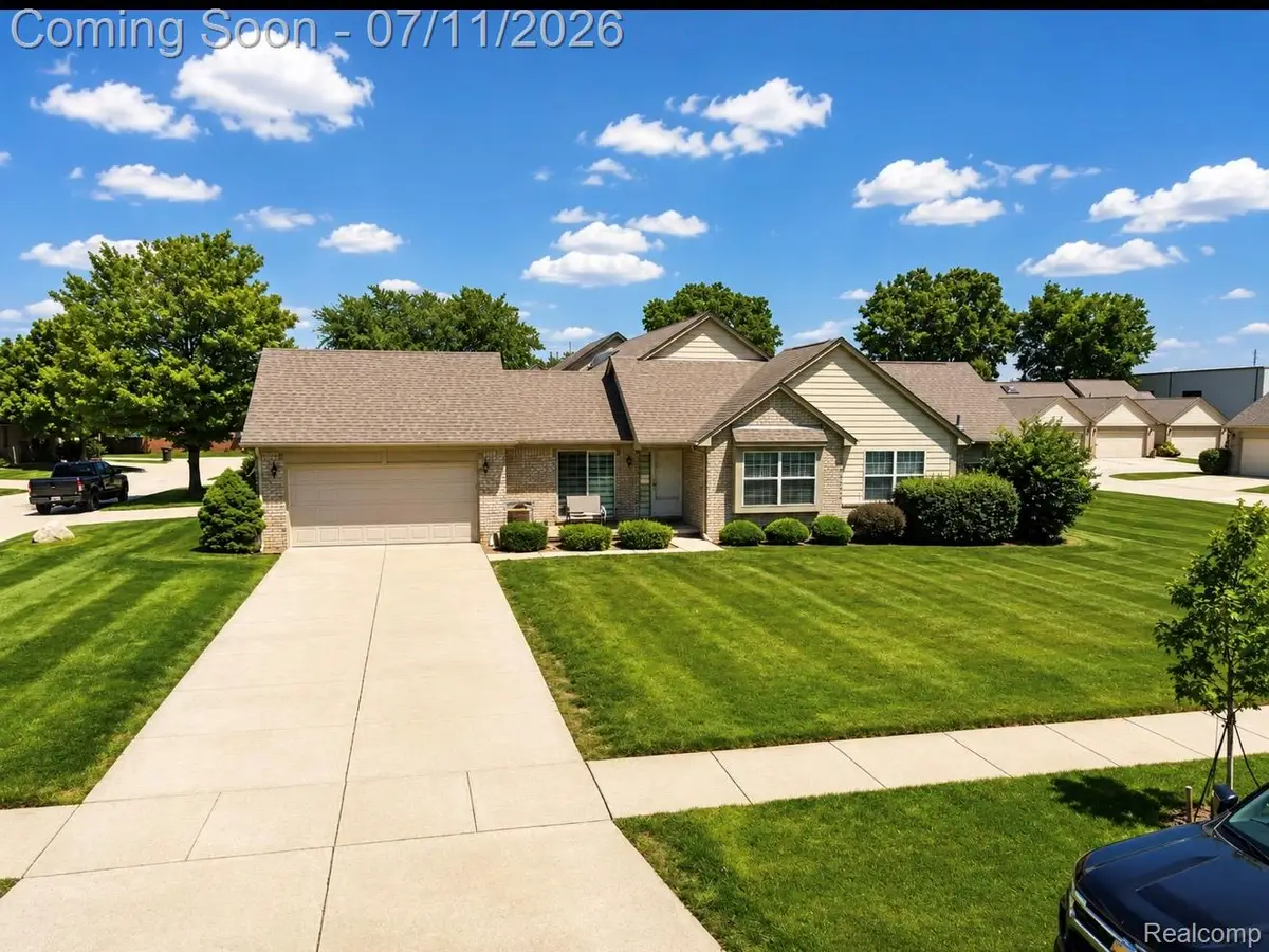 37750 Chase Run Drive #24, Sterling Heights, MI 48310 - #1