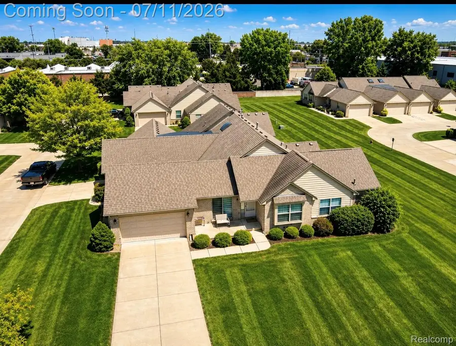 37750 Chase Run Drive #24, Sterling Heights, MI 48310 - #2