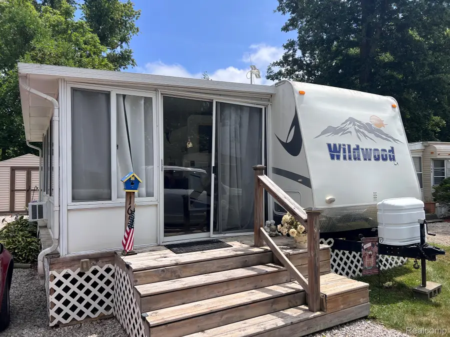 10001 Goodall Road, Durand, MI 48429 - #2