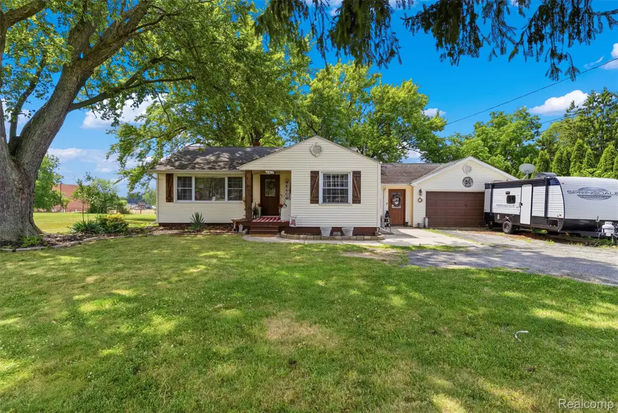 8403 Miller Road, Swartz Creek, MI 48473 - #2