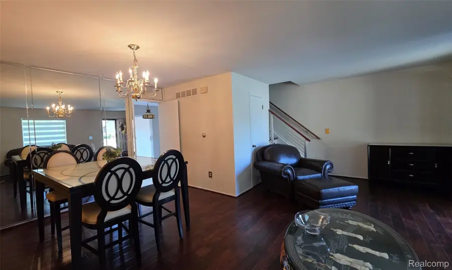 21150 Beaconsfield Street, Saint Clair Shores, MI 48080 - #3