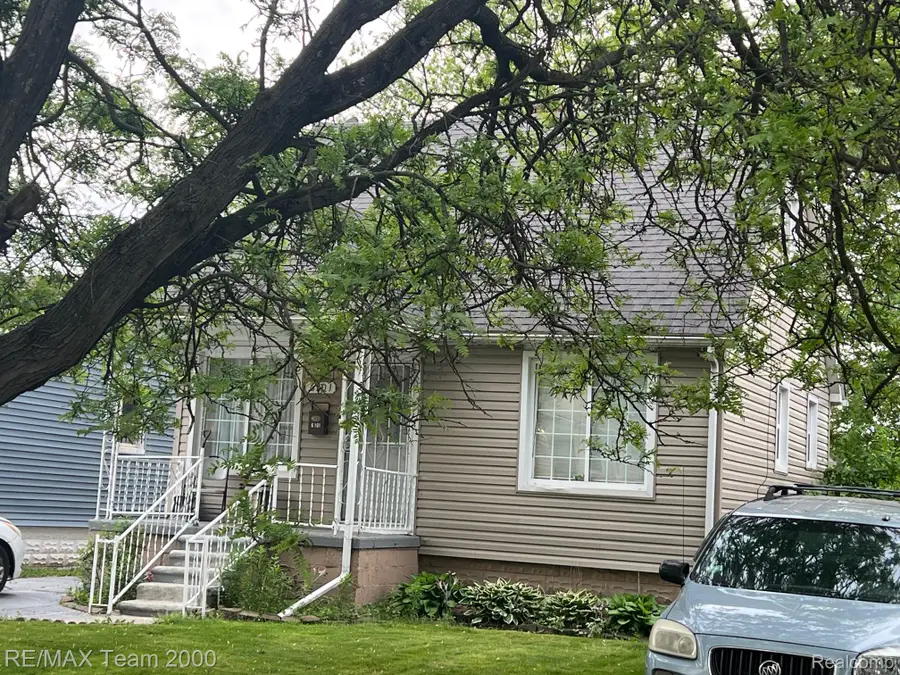 6101 Auburn Street, Detroit, MI 48228 - #2