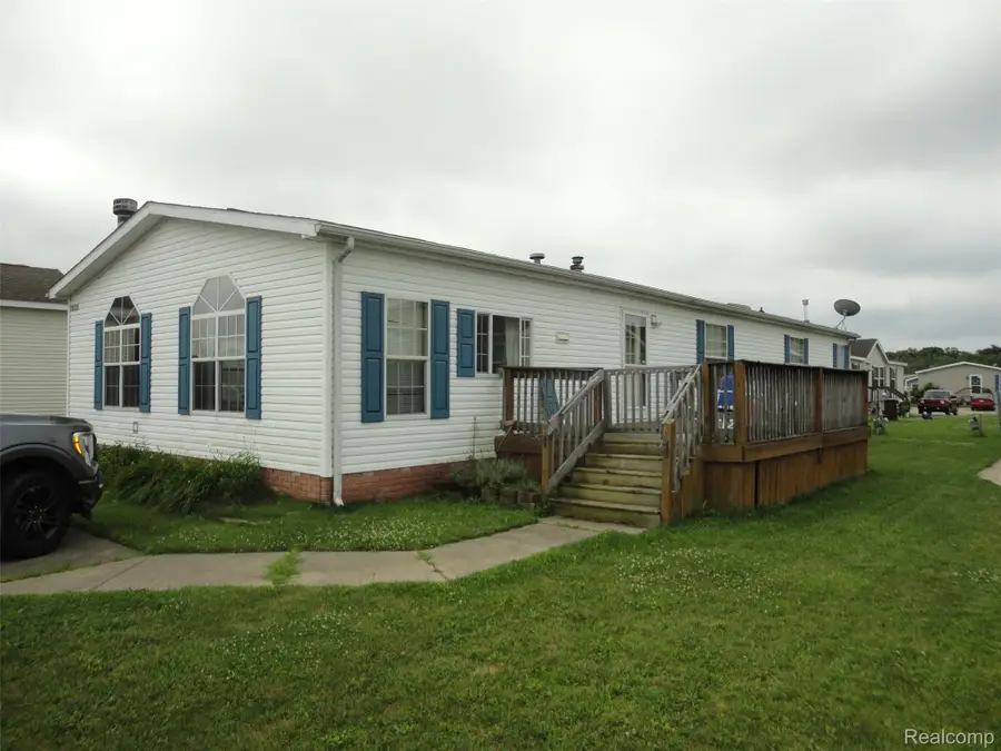 5931 Megans Ridge, Monroe, MI 48161 - #2