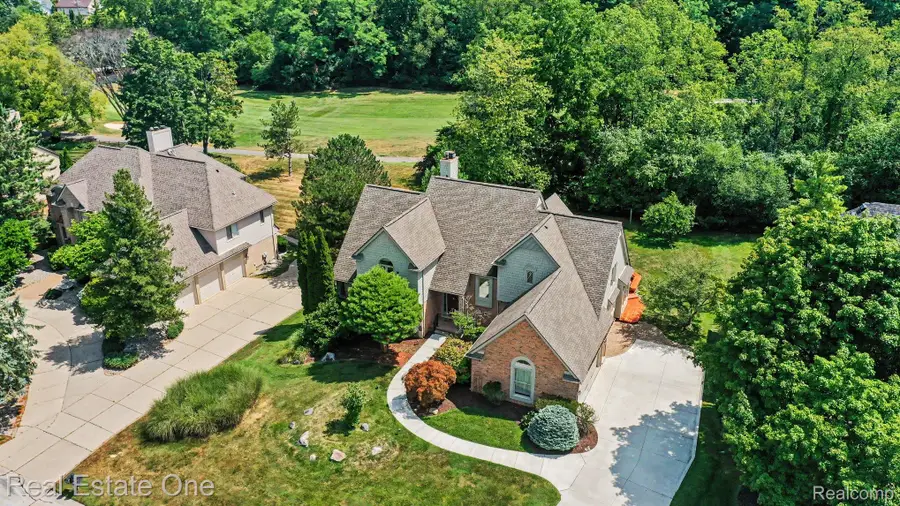 28988 Augusta, Farmington Hills, MI 48331 - #3