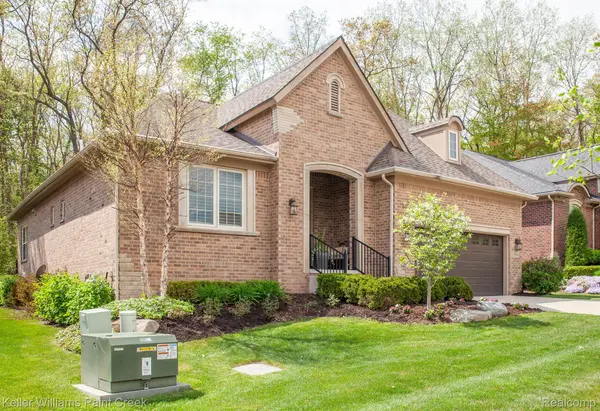 5514 Woodfall Road, Clarkston, MI 48348