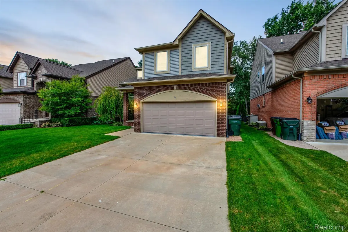 13897 Grandeur Avenue, Utica, MI 48315 - #1
