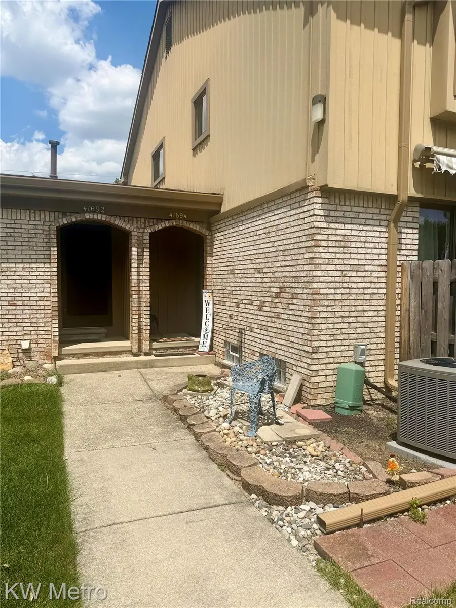 41694 Bedford, Canton, MI 48187 - #2