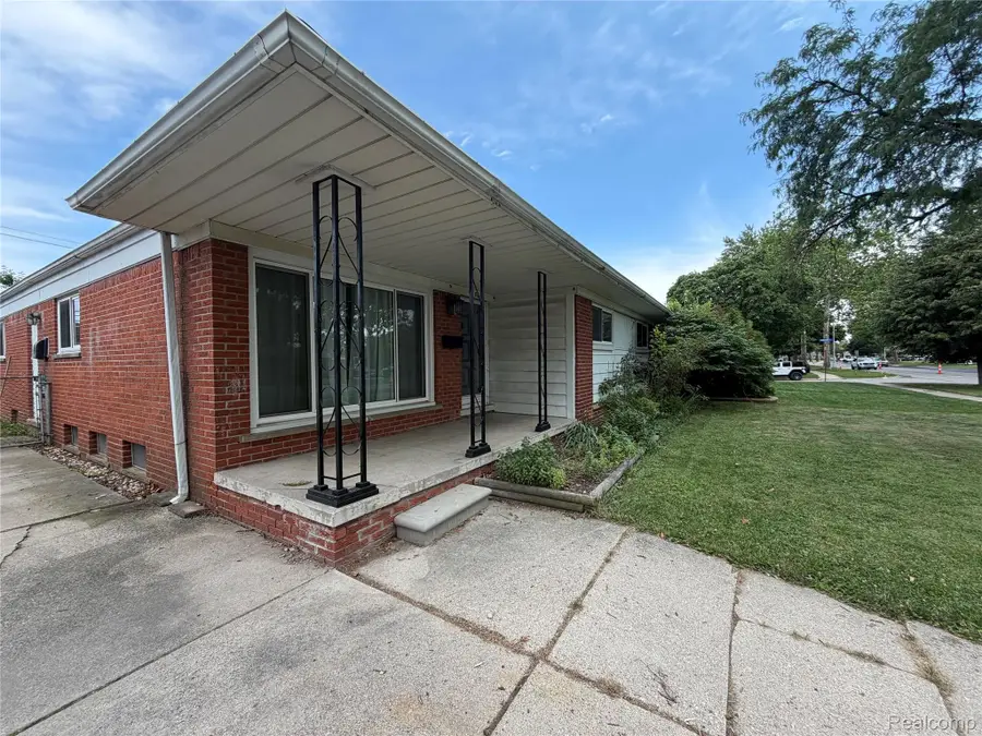 1861 Grange Road, Trenton, MI 48183 - #2
