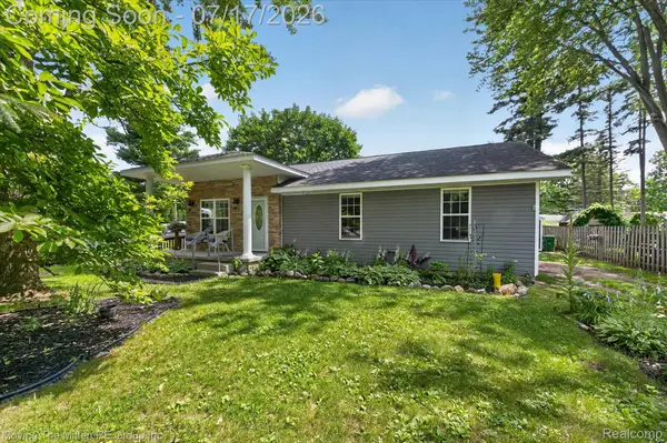 744 S Park Street, Highland, MI 48356