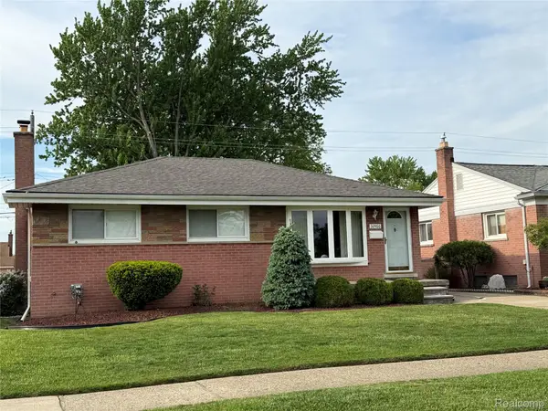 32466 Avondale Street, Westland, MI 48186