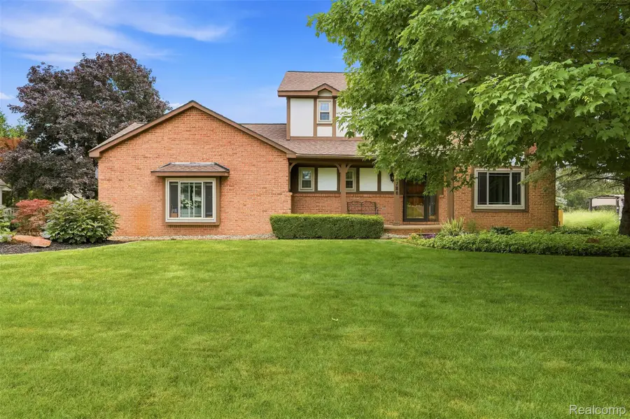 10780 Oxbow Lakeshore Drive, White Lake, MI 48386 - #3