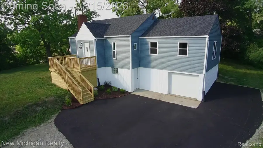 3186 E Grand Blanc Road, Grand Blanc, MI 48439 - #2