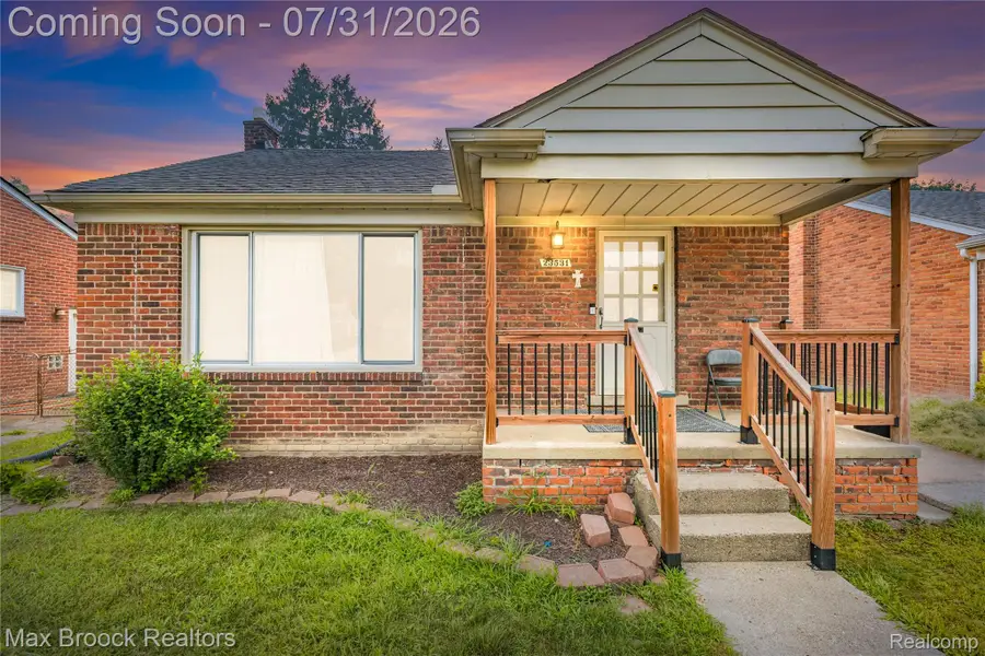 23531 Scotia Road, Oak Park, MI 48237 - #3
