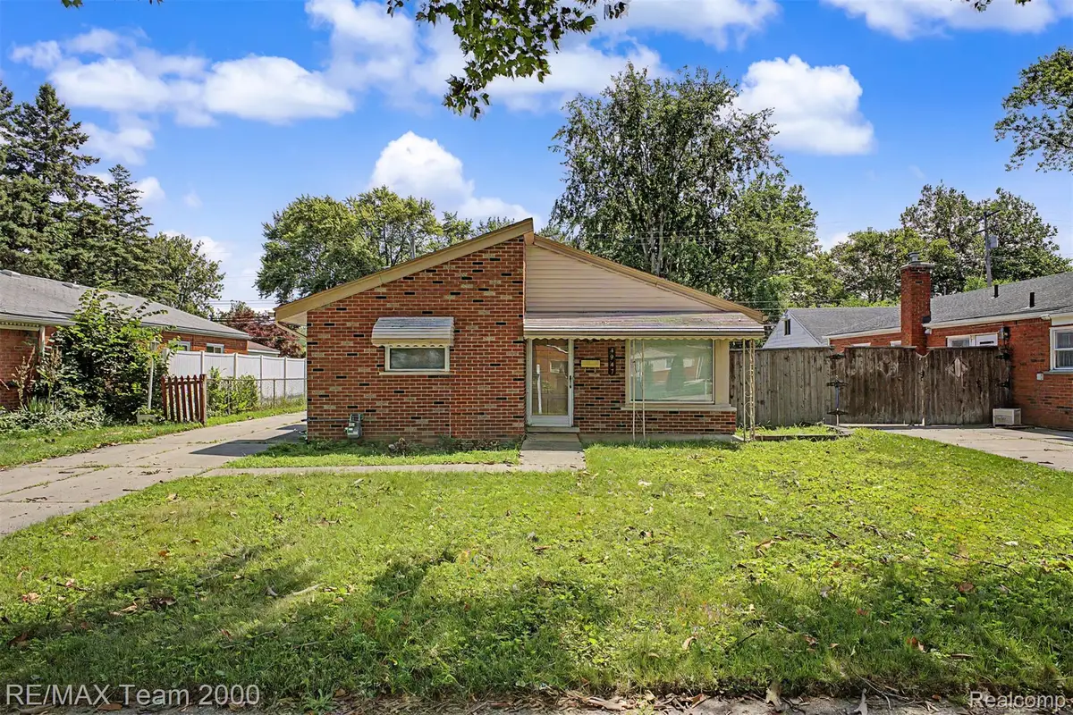 4947 Roosevelt Boulevard, Dearborn Heights, MI 48125 - #1