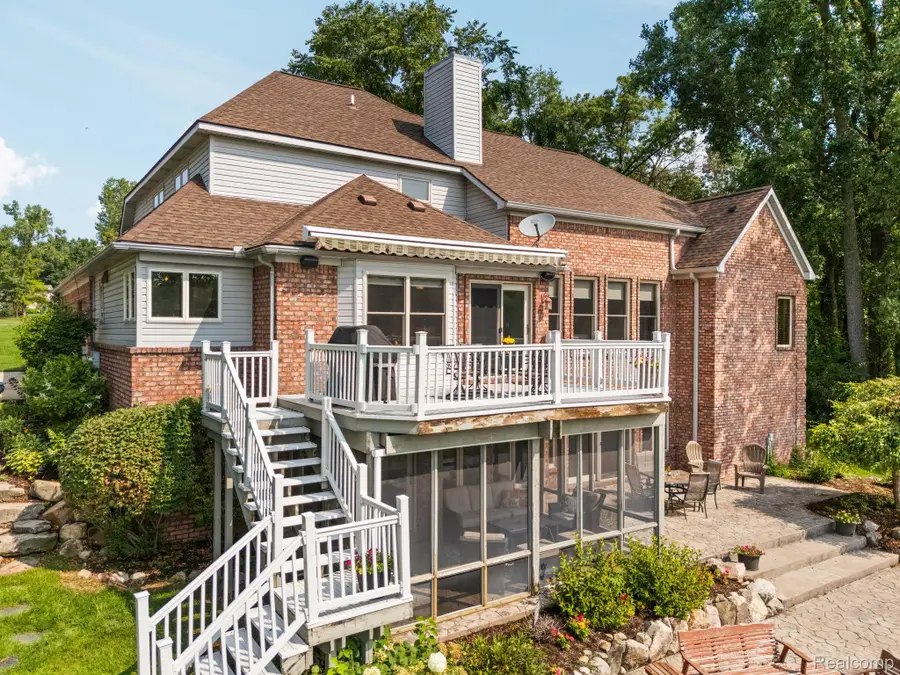 333 Elio Drive, Highland, MI 48357 - #2