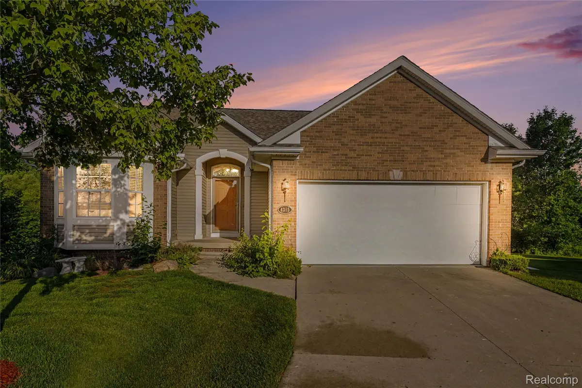 4395 Cross Creek Boulevard, Burton, MI 48509 - #1