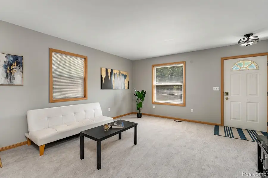 22327 Martin Road, Saint Clair Shores, MI 48081 - #2